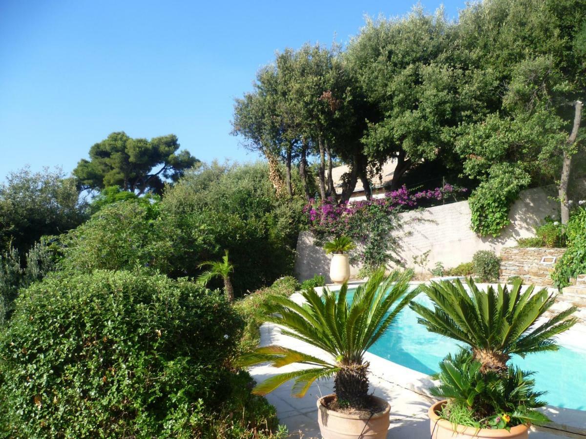 Villa Du Bau Rouge Carqueiranne Dış mekan fotoğraf